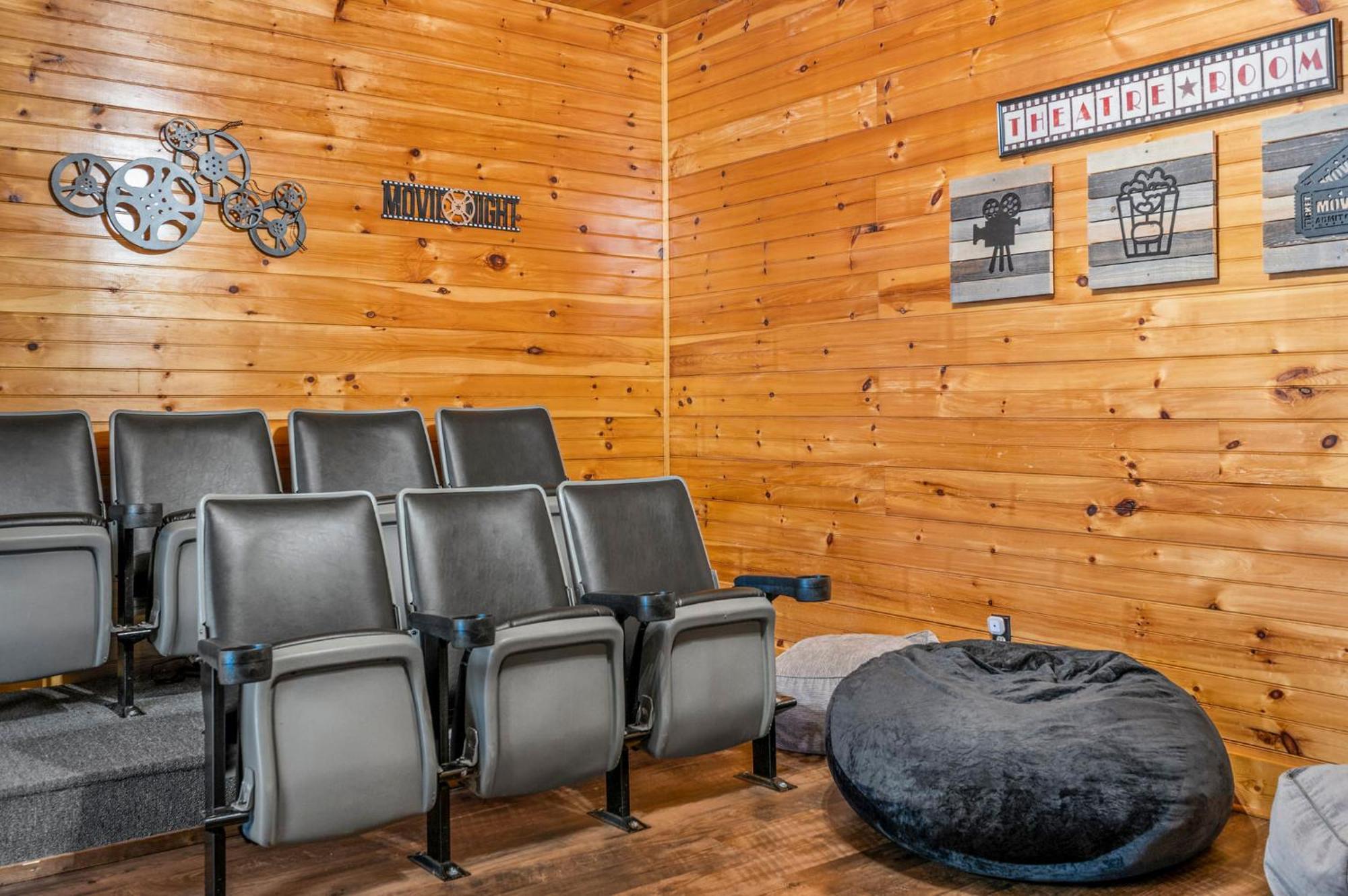 Mountain Laurel Holiday Home Gatlinburg Luaran gambar